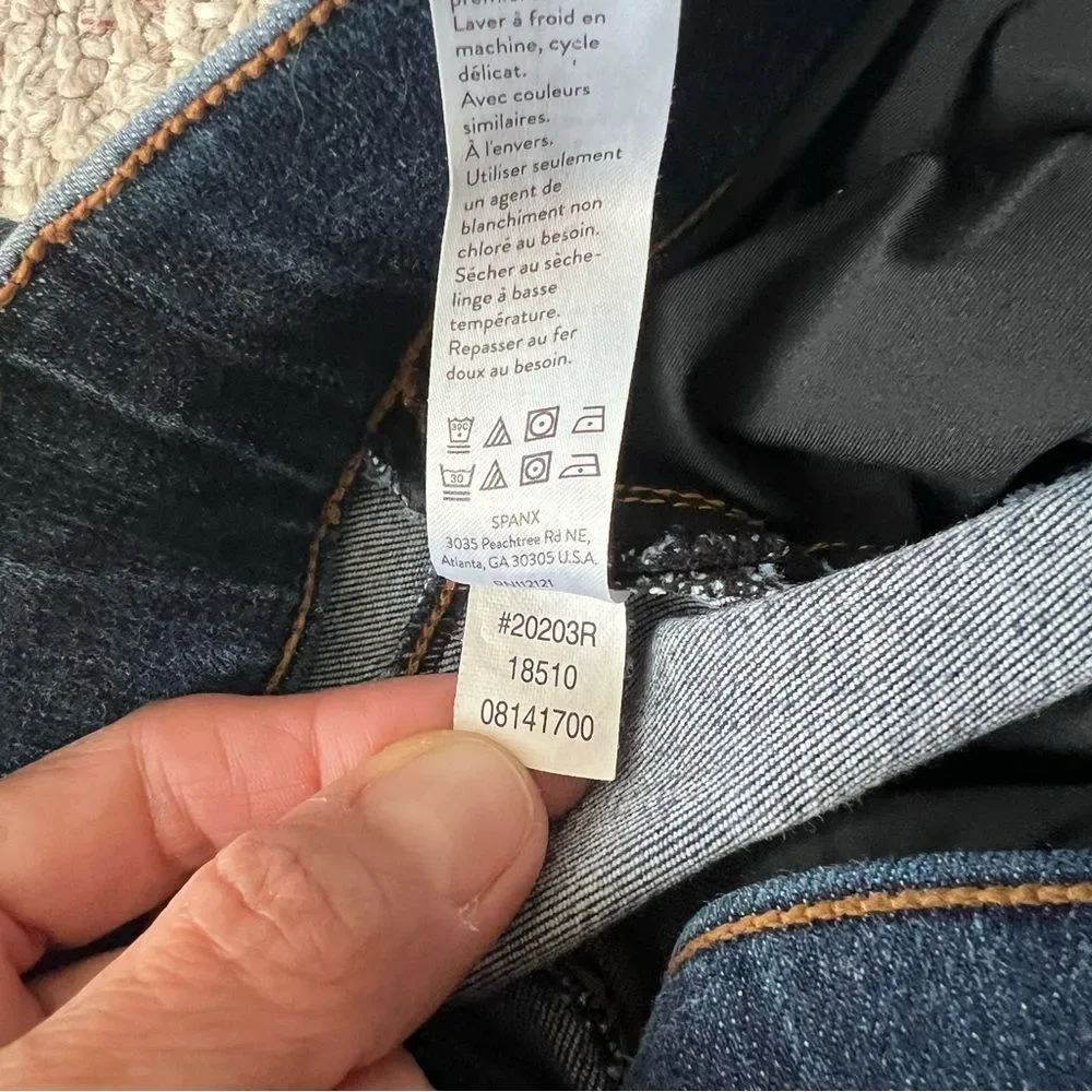 SPANX Distressed Ankle Skinny Jeans‎ in Medium Wash